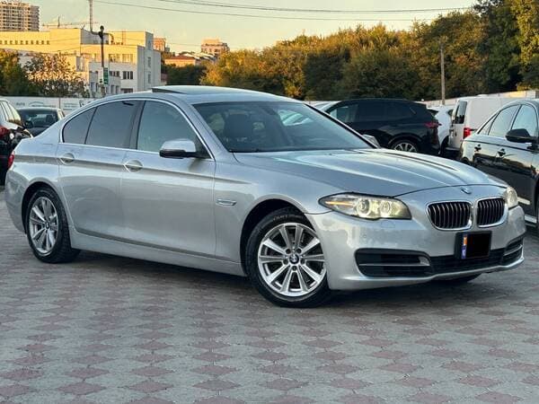 2013 BMW 528 — Miniatură 2
