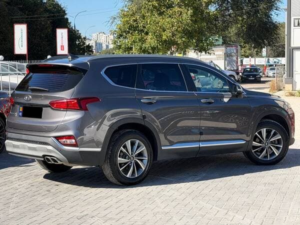 2019 Hyundai Santa Fe — Miniatură 4