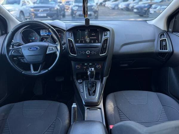 2017 Ford Focus — Miniatură 8