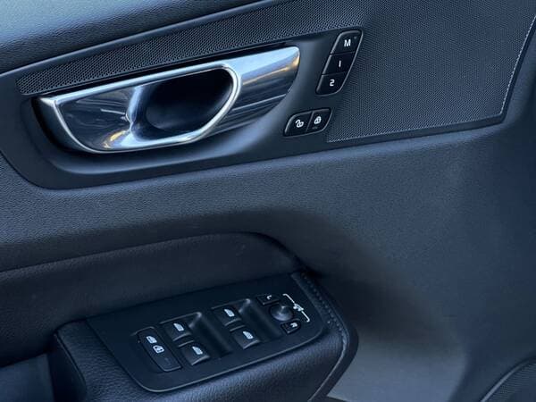 Volvo XC 60 2020 — Миниатюра 15