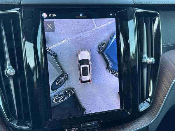 2023 Volvo XC 60 — Miniatură 13