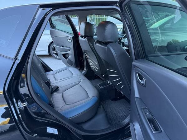 2017 Renault Captur — Miniatură 13