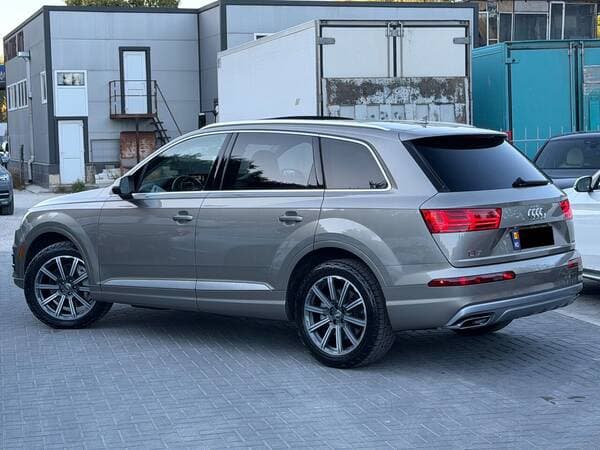 2017 Audi Q7 — Miniatură 2