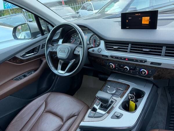 2017 Audi Q7 — Miniatură 8