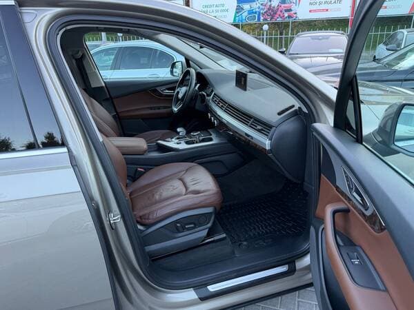2017 Audi Q7 — Miniatură 6