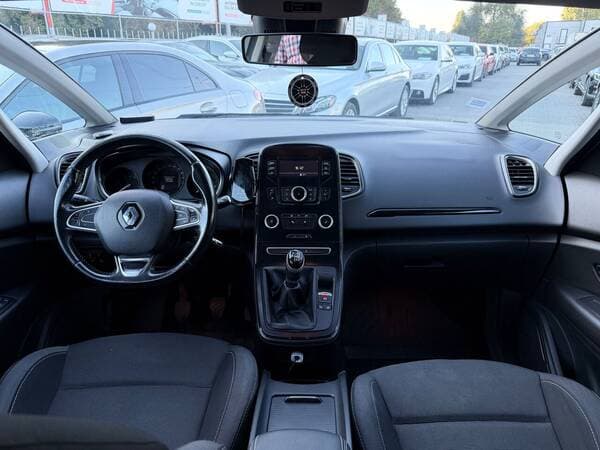 Renault Scenic 2017 — Миниатюра 7