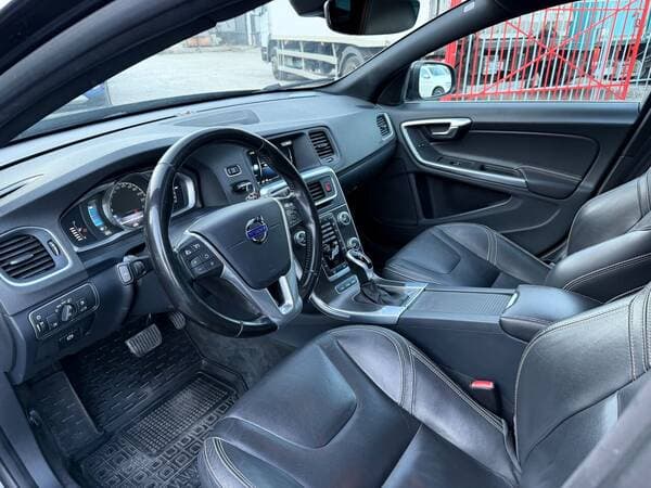 Volvo V 60 2015 — Миниатюра 5
