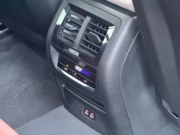 2024 BMW X3 M4.0i — Miniatură 15