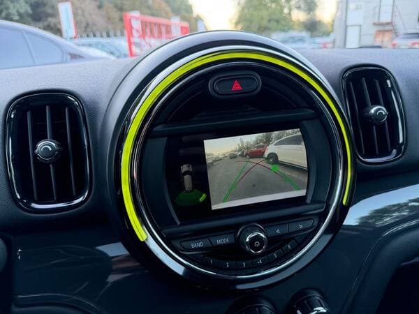 2018 Mini Countryman — Miniatură 9