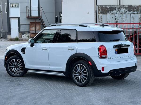 2018 Mini Countryman — Miniatură 3