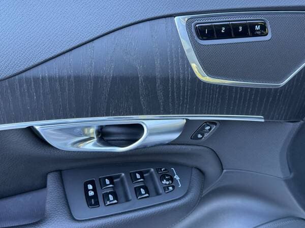 2020 Volvo XC 90 — Miniatură 16