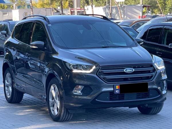 2018 Ford Kuga — Miniatură 2