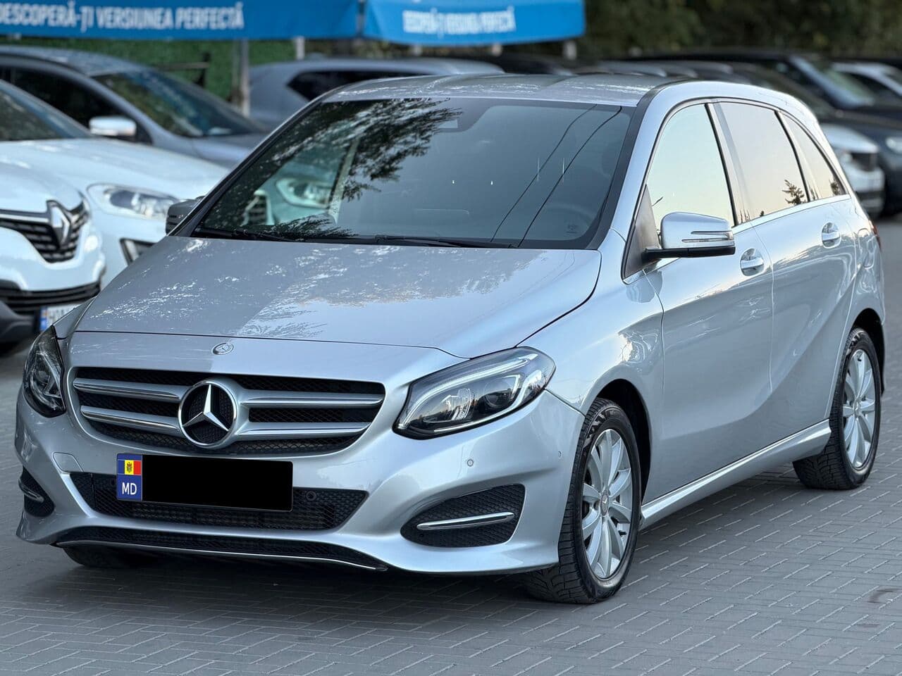 Mercedes B 180