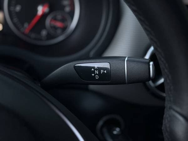 2016 Mercedes B 180 — Miniatură 13