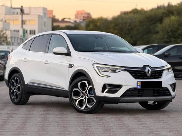 2022 Renault Arkana — Miniatură 2