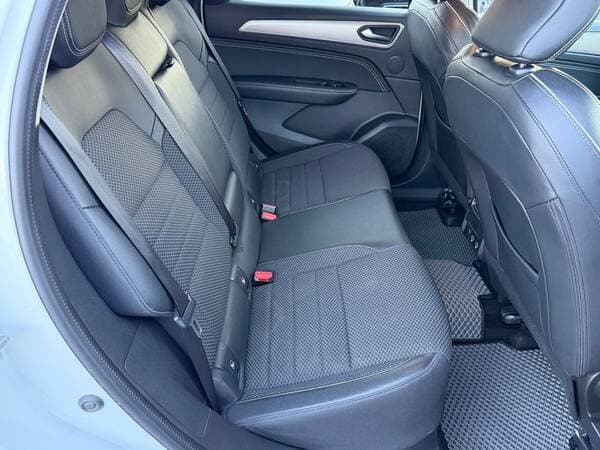 2022 Renault Arkana — Miniatură 19