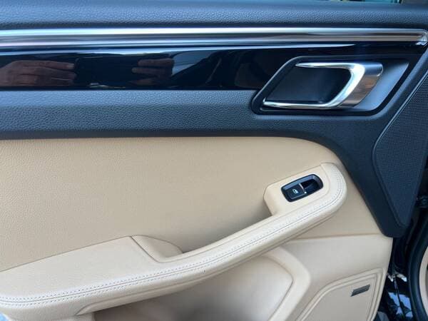2018 Porsche Macan — Miniatură 16