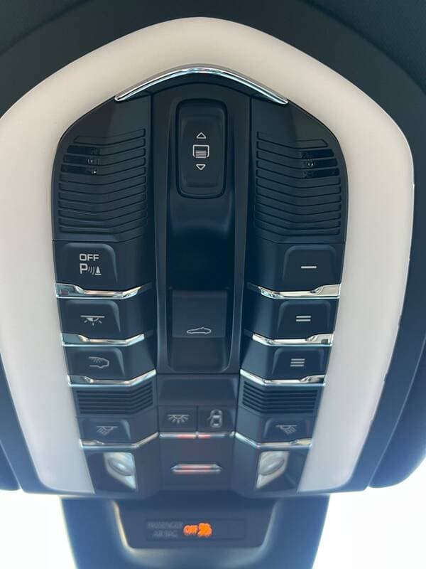 2018 Porsche Macan — Miniatură 20