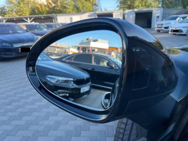 2018 Porsche Macan — Miniatură 5