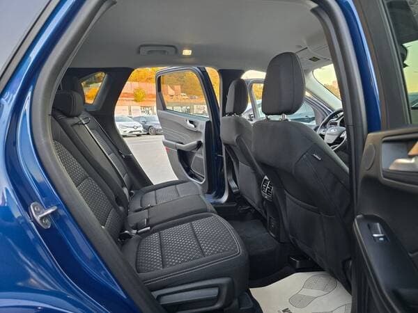 2023 Ford Escape — Miniatură 20