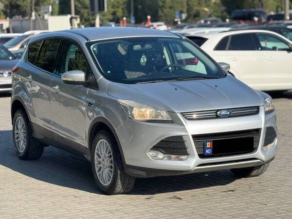 2014 Ford Kuga — Miniatură 2