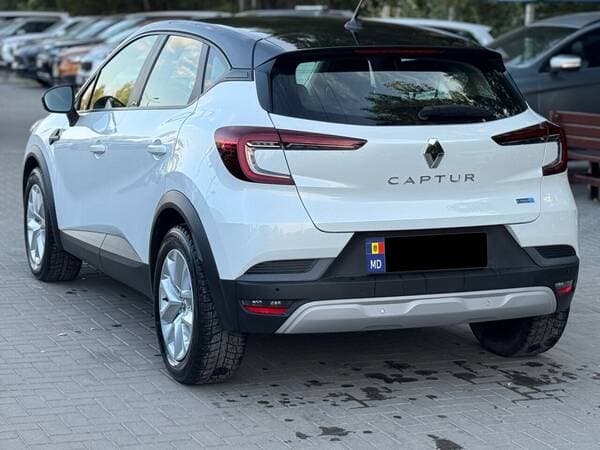 2021 Renault Captur — Miniatură 4