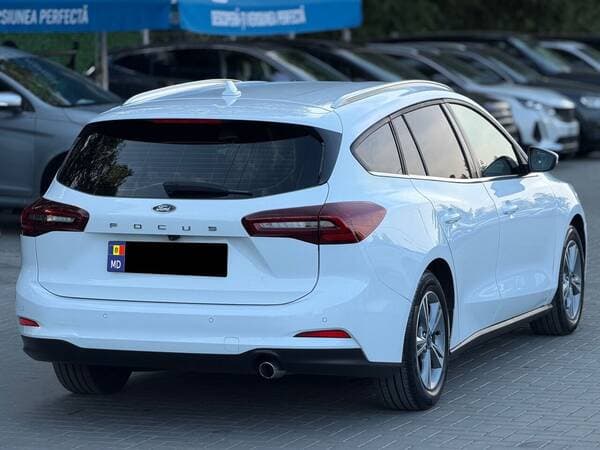 2024 Ford Focus — Miniatură 3