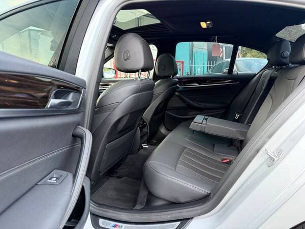 2021 BMW 530e — Miniatură 18