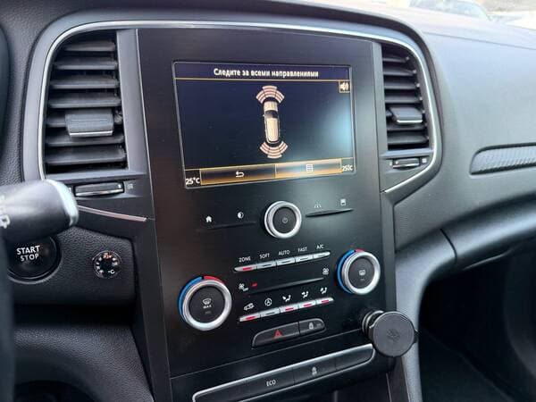 2017 Renault Megane — Miniatură 11
