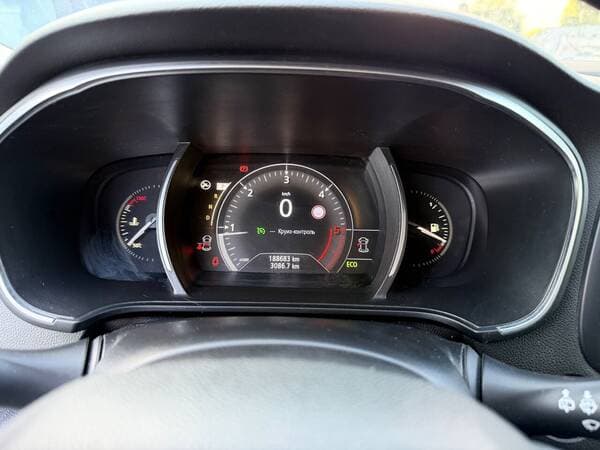 2017 Renault Megane — Miniatură 15
