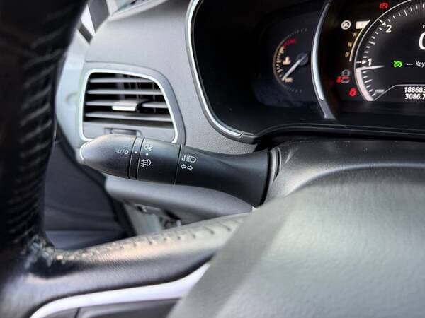 2017 Renault Megane — Miniatură 9