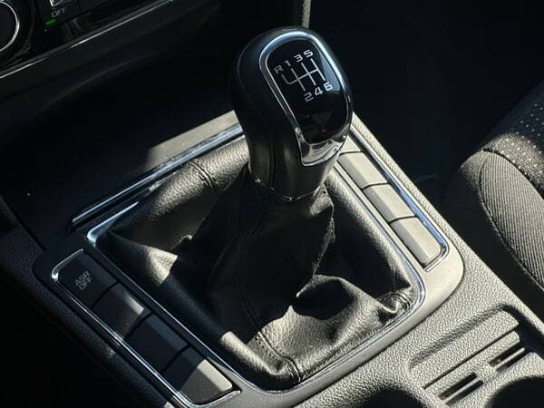2010 Skoda Superb — Miniatură 11