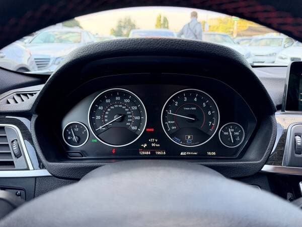 BMW 330E 2017 — Миниатюра 9