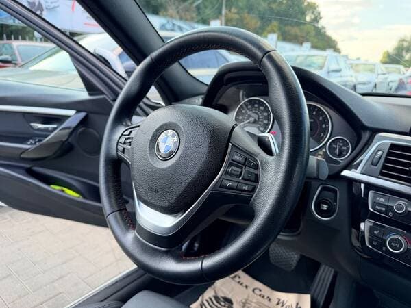 BMW 330E 2017 — Миниатюра 8