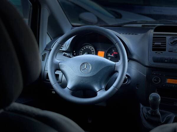 2013 Mercedes Vito — Miniatură 8