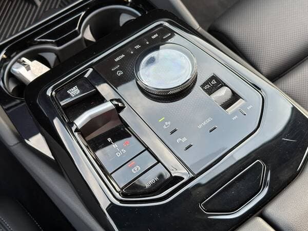 BMW 520 2024 — Миниатюра 14