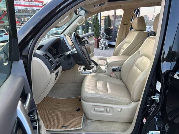 2016 Toyota Land Cruiser — Miniatură 7