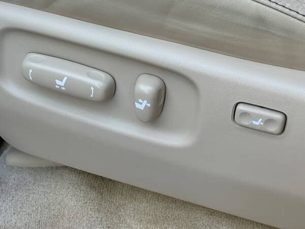 2016 Toyota Land Cruiser — Miniatură 9