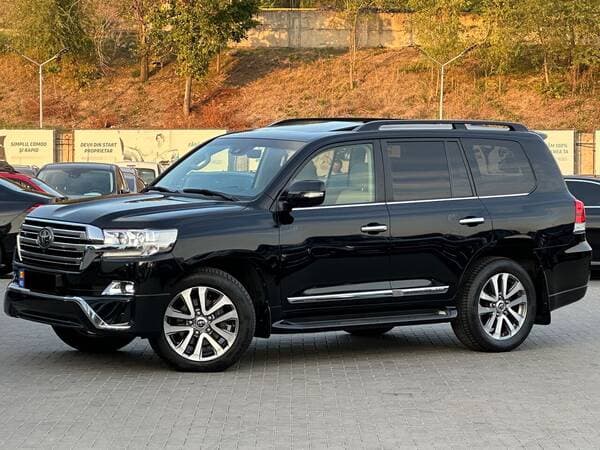 2016 Toyota Land Cruiser — Miniatură 2