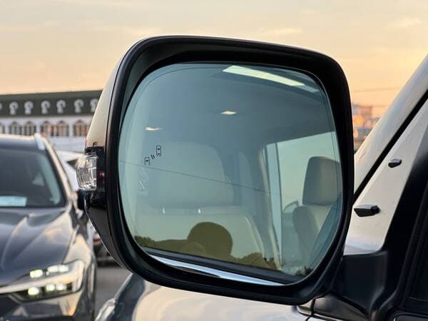 2016 Toyota Land Cruiser — Miniatură 6