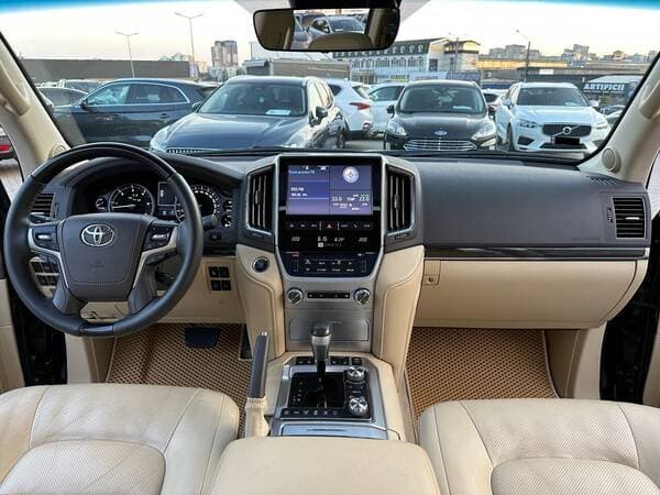 2016 Toyota Land Cruiser — Miniatură 10