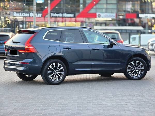 Volvo XC 60 2023 — Миниатюра 3