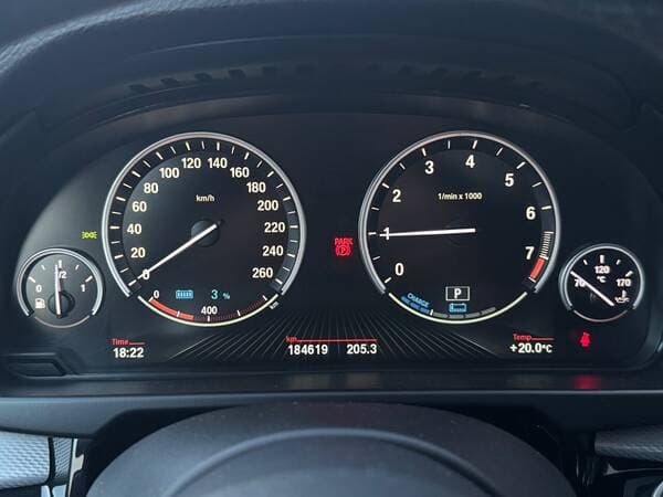 BMW X5 4.0e 2017 — Миниатюра 11