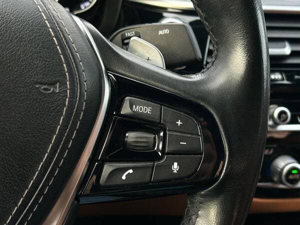 BMW 530e 2018 — Миниатюра 10