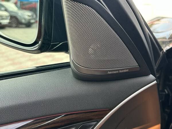 BMW 530e 2018 — Миниатюра 20