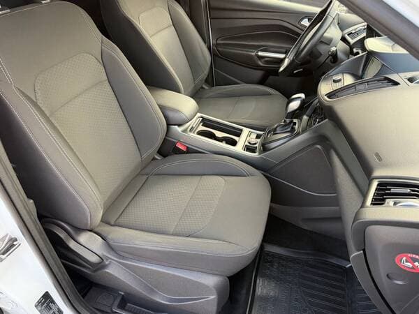 2017 Ford Kuga — Miniatură 6