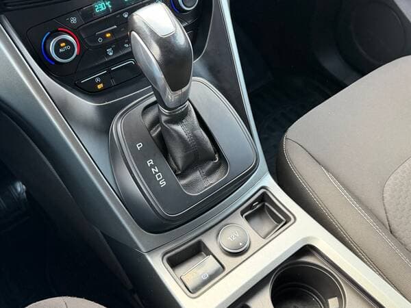 2017 Ford Kuga — Miniatură 13