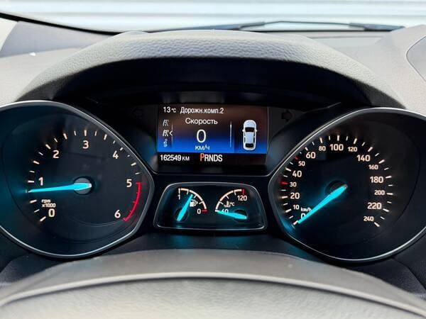 2017 Ford Kuga — Miniatură 9
