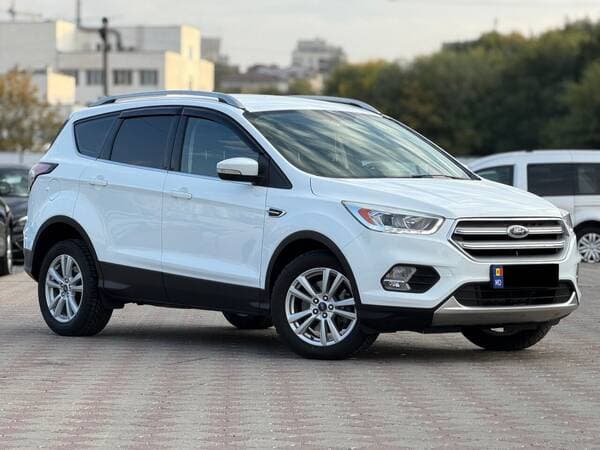 2017 Ford Kuga — Miniatură 2