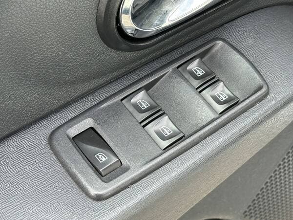 Dacia Lodgy 2022 — Миниатюра 15